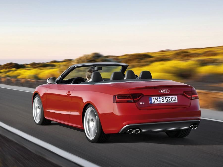  Audi S5 Cabriolet 2011 года  (фото 12 из 23)